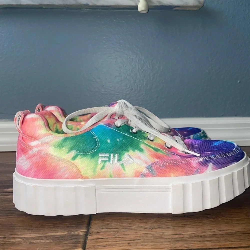 tie dye🌈sneakers Rainbow sneakers platform pride chunky paint splatter sneakers